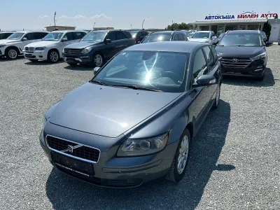 Volvo V50 (КАТО НОВА)