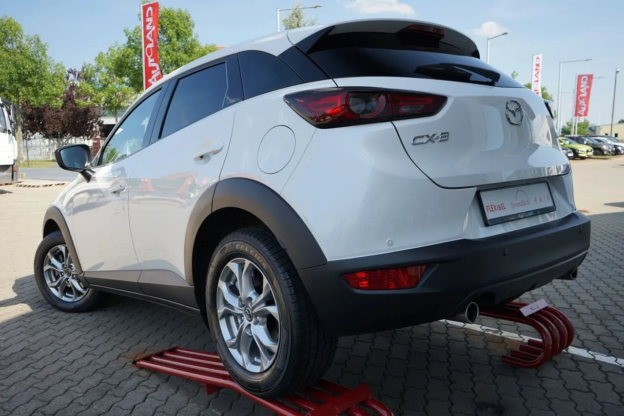 Mazda CX-3 2.0 SKYACTIV Exclusive...  Image 4