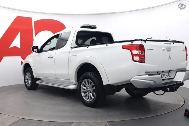 Mitsubishi L200 ClubCab 2,4 DI-D Magnum MT - / ALV 24% / Kam Image 3